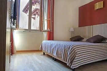 B&B Repubblica Florence 2*,  Italy