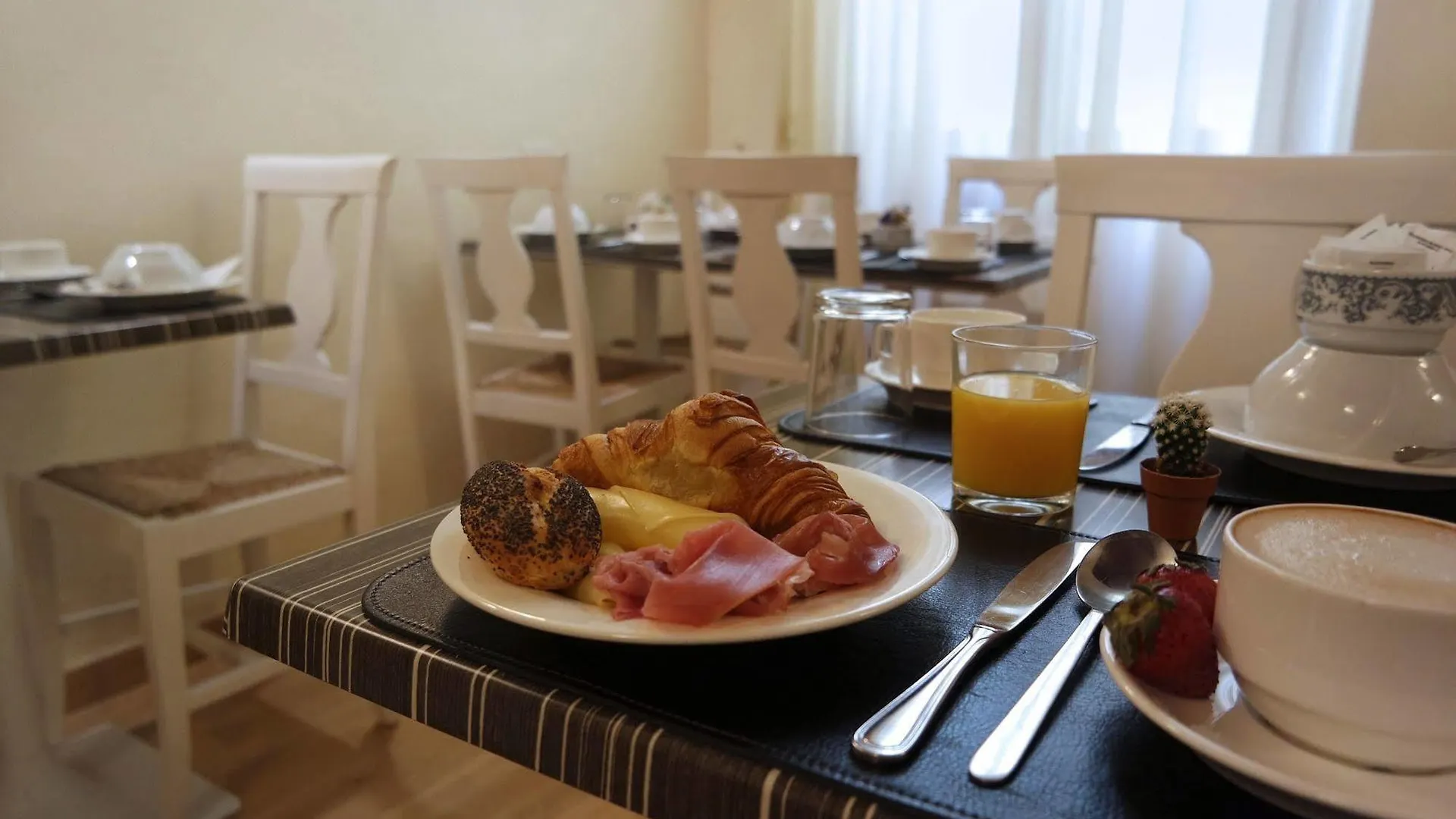 B&B Repubblica Florence Bed & Breakfast